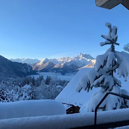 Les Hirondelles Alpesi faház *